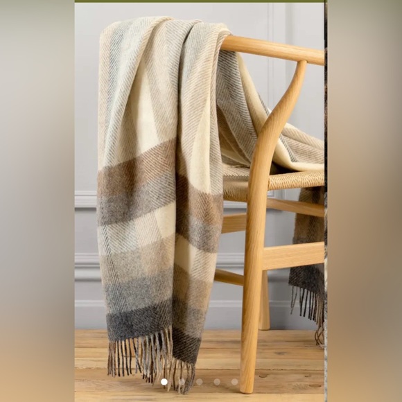 Blarney Woollen Mills throw